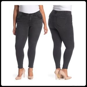 NWT Democracy "Ab"solution Booty Lift Plus Jegging Size 22W